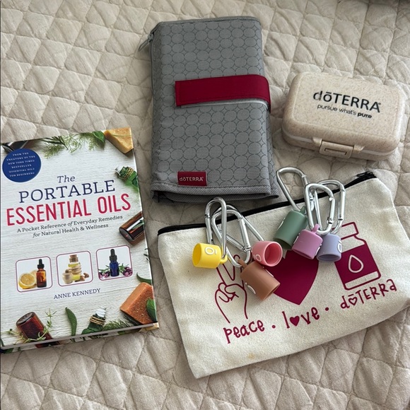doTERRA Essential Oil accessories bundle - Picture 1 of 9